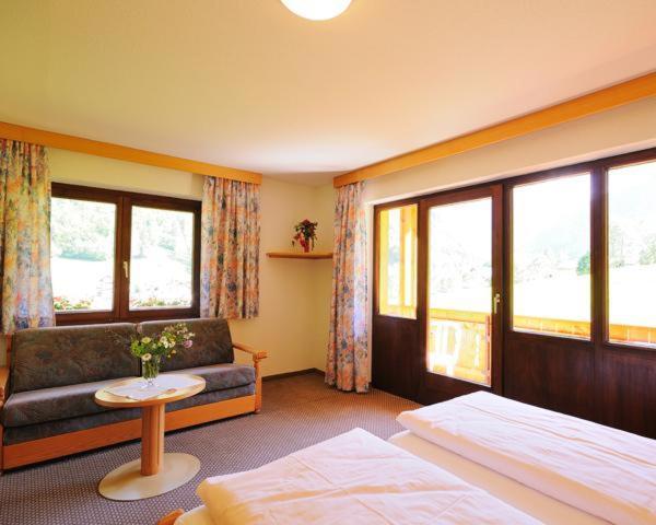 Haus Raetikon Apartment บรานด์ ภายนอก รูปภาพ