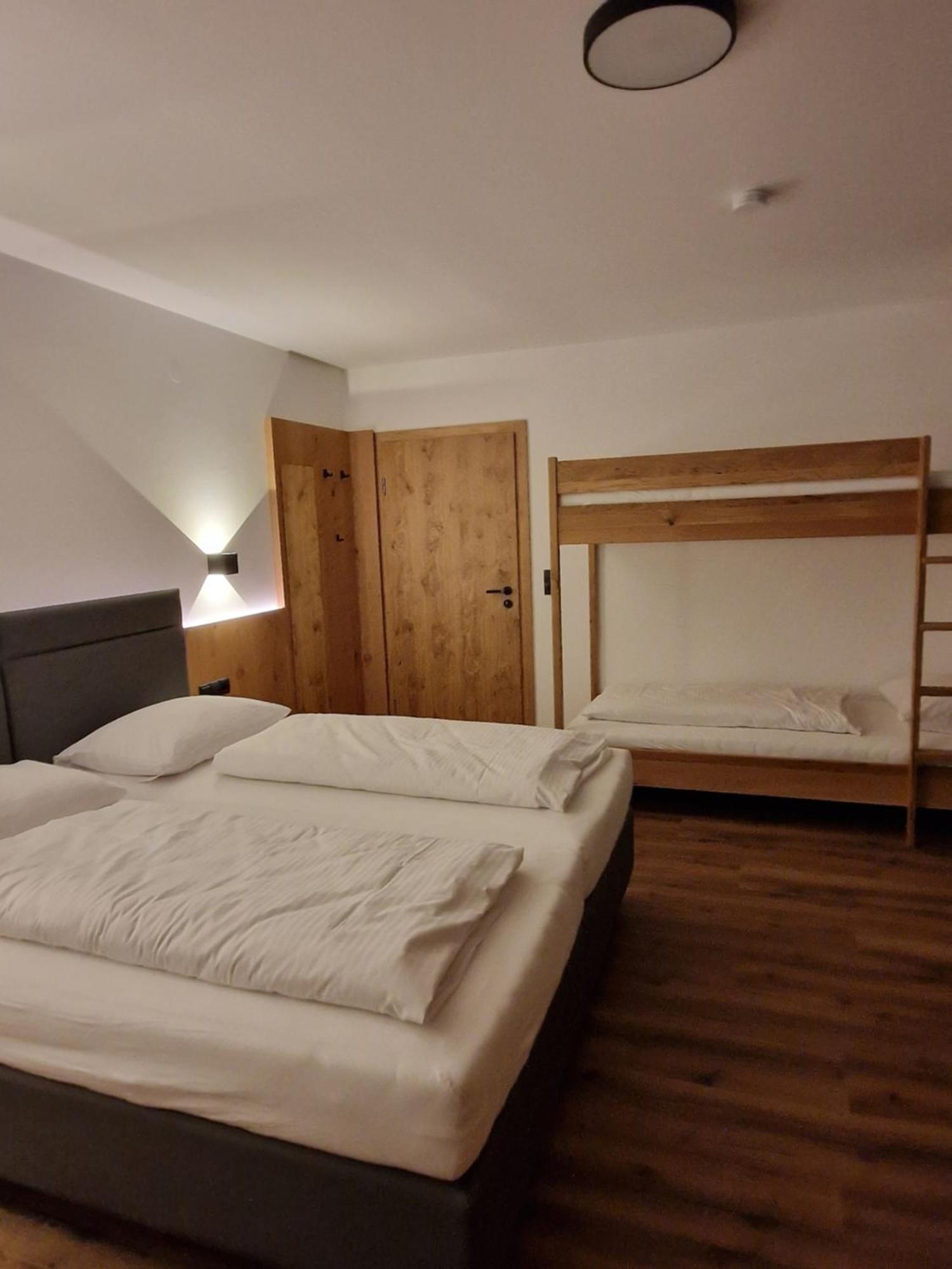 Haus Raetikon Apartment บรานด์ ภายนอก รูปภาพ