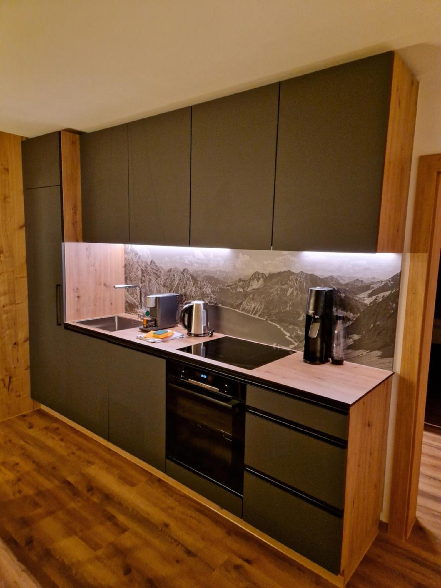 Haus Raetikon Apartment บรานด์ ภายนอก รูปภาพ